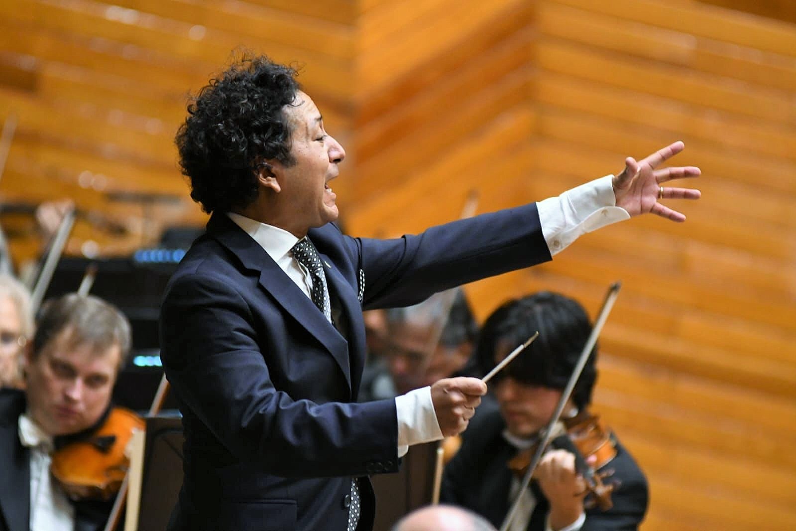 La Orquesta Sinfónica del Estado de México Deleita a su Público de Toluca