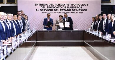 Gobernadora Delfina Gómez recibe Pliegos Petitorios del Sindicato de Maestros al Servicio del Estado de México