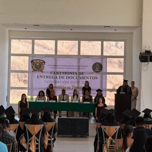 Ceremonia de graduación en Psicología UAEMéx Tejupilco