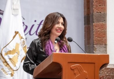 Cabildo de Toluca reconoce trayectorias, liderazgo y legado de mujeres transformadoras