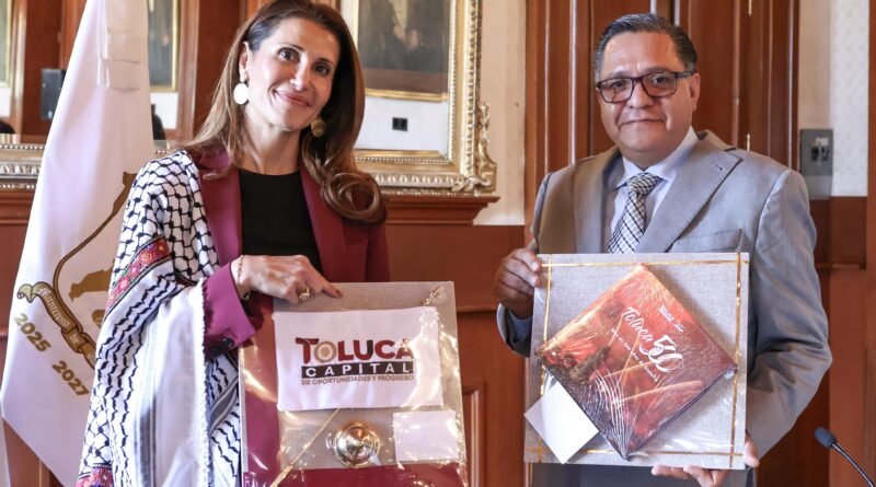 Reconoce Toluca. soberanía de Palestina y distingue a la embajadora Nadya Rasheed
