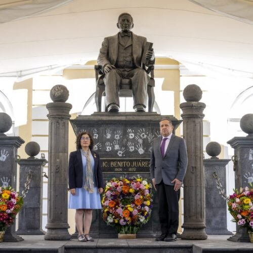 UAEMéx refrenda legado juarista como eje formativo de nuevas generaciones