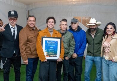 Electriza Kinky el escenario de PrimaverArte ante juventud toluqueña