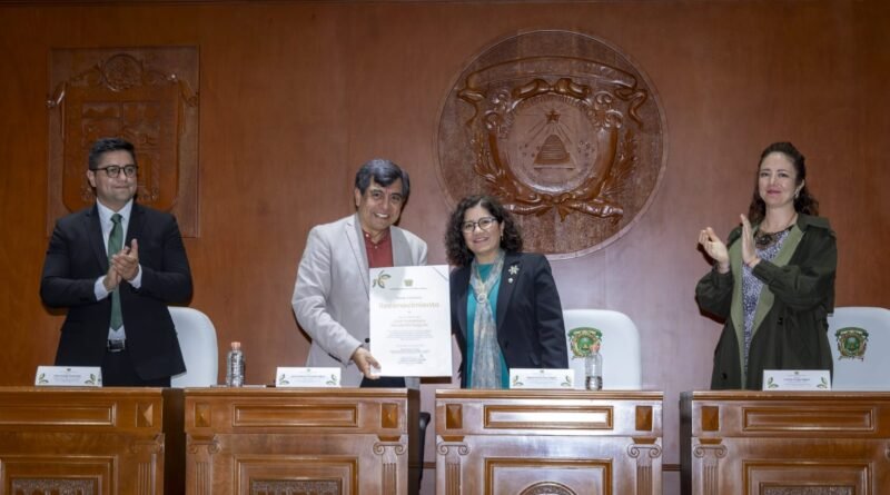 Leer para transformar: con “Abril, Mes de la Lectura” UAEMéx