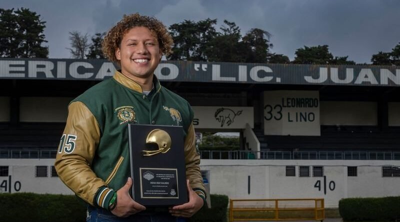 Reconocen a jugador de Potros Salvajes de la UAEMéx Diego Díaz Galindo, con el Casco de Oro 2025