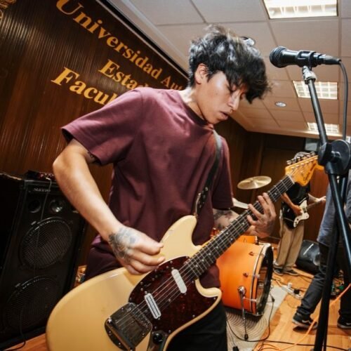 El rock mantiene viva su esencia y continúa marcando generaciones: especialista de la UAEMéx