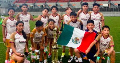 Cumplen niños toluqueños sueño de jugar futbol en Japón