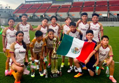 Cumplen niños toluqueños sueño de jugar futbol en Japón
