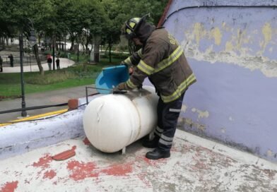 Llama Ricardo Moreno a verificar conexiones de gas en hogares y comercios