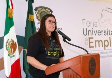 UAEMéx acerca oportunidades laborales a estudiantes y egresados