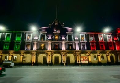 Septiembre viste de verde, blanco y rojo a México; Toluca se ilumina por el Mes Patrio