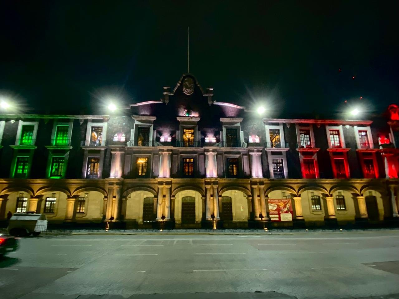 Septiembre viste de verde, blanco y rojo a México; Toluca se ilumina por el Mes Patrio