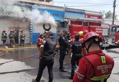Atiende Gobierno municipal incendio en comercio de la colonia Vertice