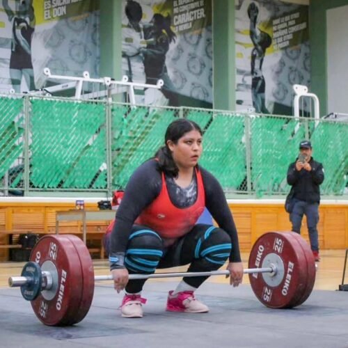 UAEMéx impulsa la doble carrera de Perla Gabriel, atleta de alto rendimiento y estudiante de Psicología