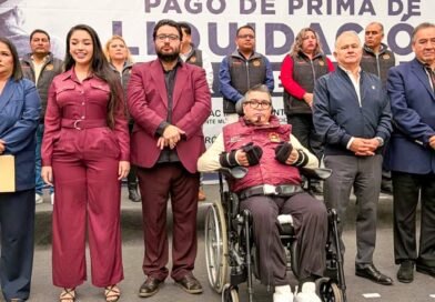 Tras ocho años de espera, Naucalpan paga prima de jubilación a 38 trabajadores