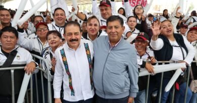 ACOMPAÑAN MÁS DE 10 MIL DOCENTES AL SMSEM EN GIRA DE INFORME DE DELFINA GÓMEZ